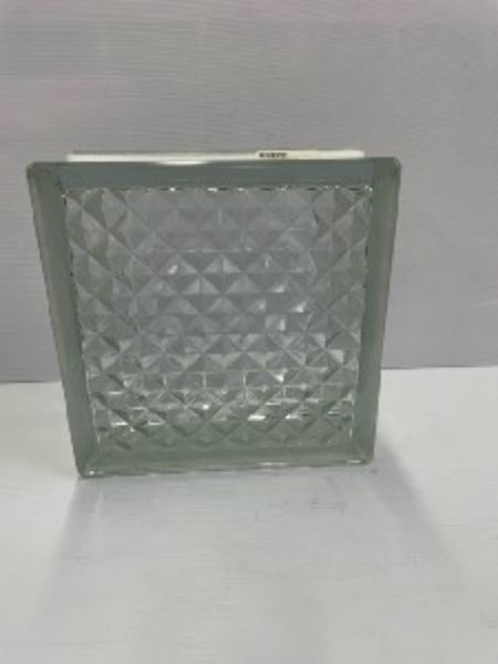 Picture of GLASS BRICK LATTICE